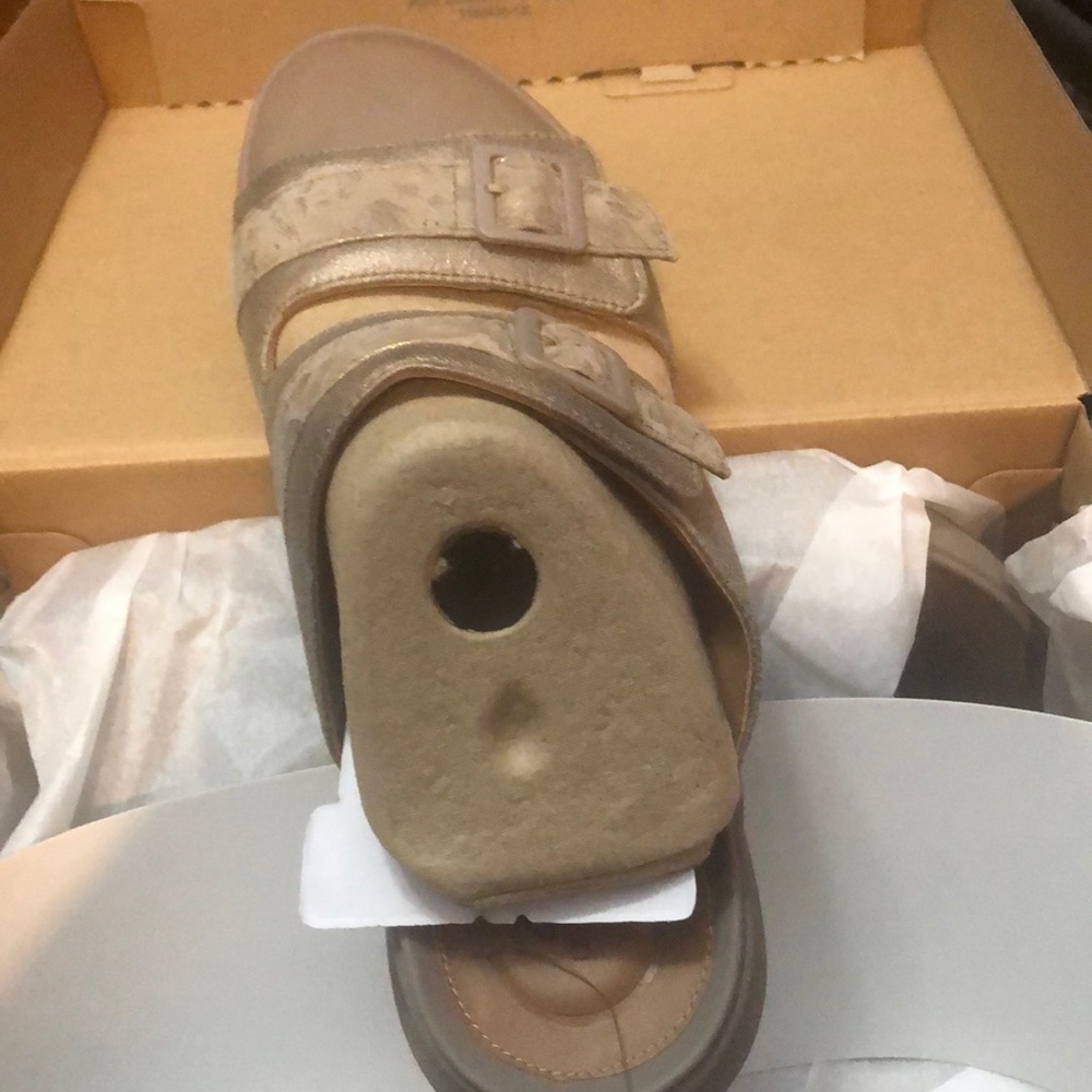 NIB Clarks - Womens Un Adorn Slide Shoes - Picture 6 of 8